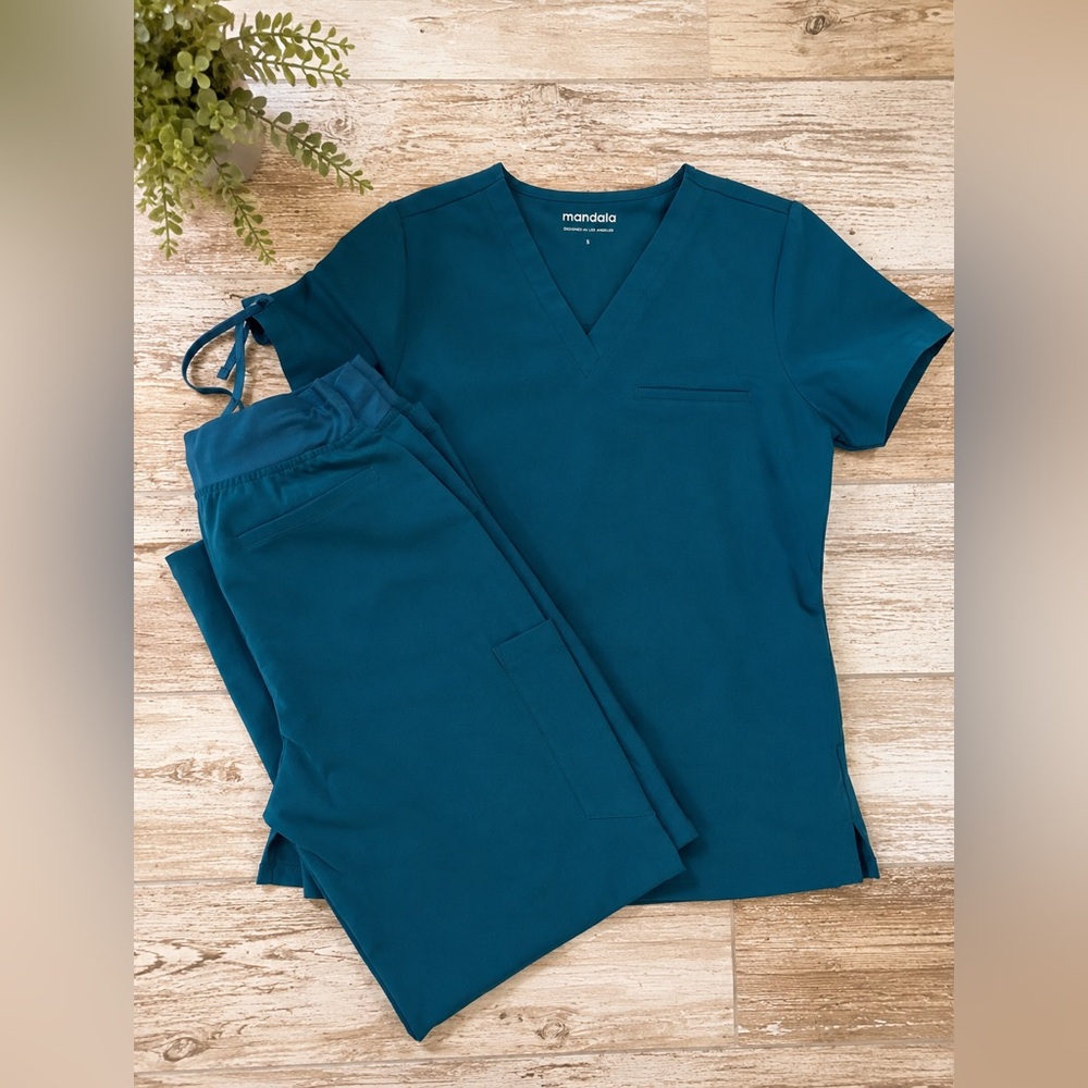 Mandala Scrub Set for Sale – Caribbean Blue